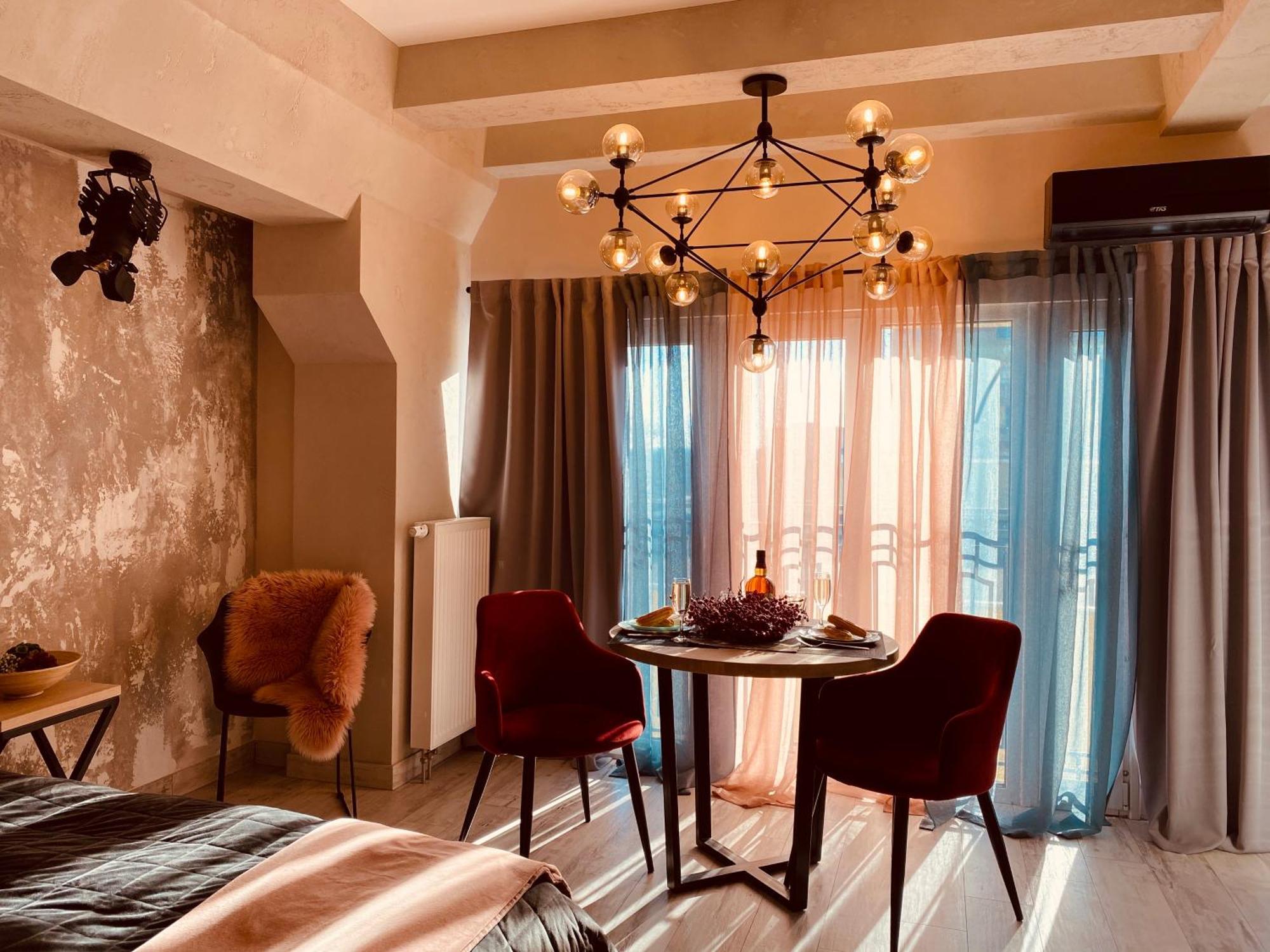 Lux Loft On Victory Street In The Center Apartment Vinnytsia